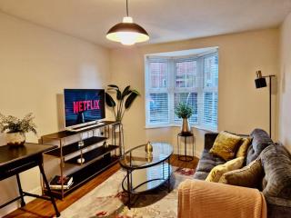 Stylish Apt in Trendy Earlsdon Free Parking - 0