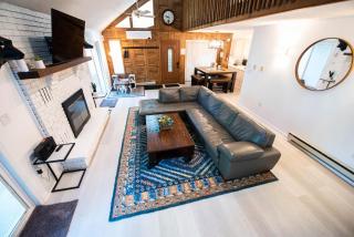 Cozy Mountain, Poconos, Hot Tub, Game Rm, Ski - 7