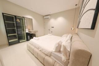 Spacious 2BR Apt | Al Salamah, Great Location - 2