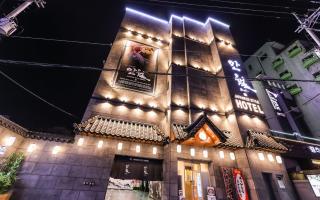 Manwol Hotel - 7