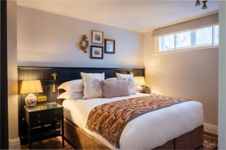 11 Cadogan Gardens and The Apartments - 5