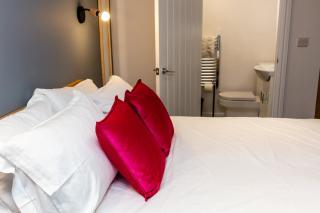 Modern Studio w Free Parking & Wi-Fi Doncaster - 4