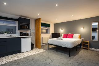 Modern Studio w Free Parking & Wi-Fi Doncaster - 3