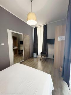 Design 18 Charming Rooms - Roma - 9