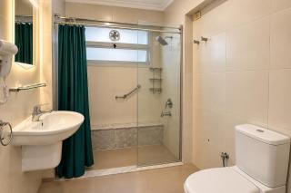 Luxury 4BR Apartment in Sarayat Maadi - 9