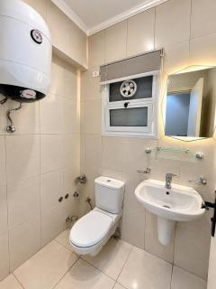 Luxury 4BR Apartment in Sarayat Maadi - 7