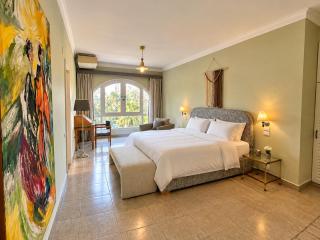 Luxury 4BR Apartment in Sarayat Maadi - 2
