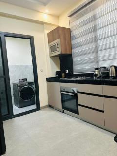 META WORLD PEACE 2 BEDROOMs - 2