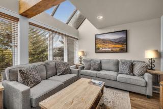 Ski-in - ski-out condo with shared pool & hot tub gas fireplace - 7