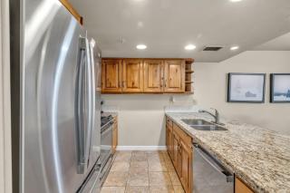Ski-in - ski-out condo with shared pool & hot tub gas fireplace - 1