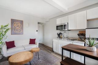 73-1406 New 1BR 1Bth UWS Doorman Gym - 8