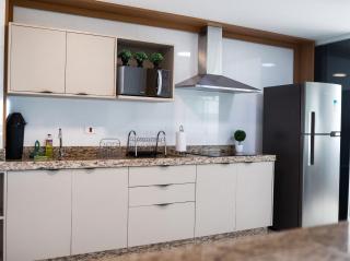 ApartDamani - Aptos por Temporada no Centro de Foz - 4