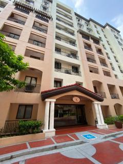 Cozy Staycation at Sarasota Residential Resort near NAIA Airport - 9