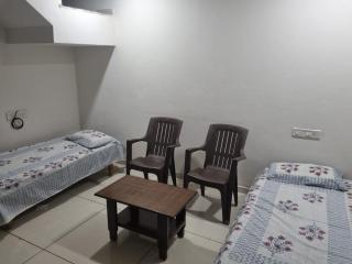 Peaceful HomeStay - 7