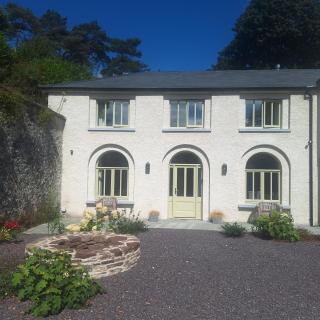 No 2 Coach House - 0
