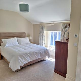 No 2 Coach House - 9