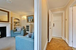 Yew Cottage - 2