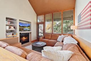 Three Kings Powder Lodge - 7