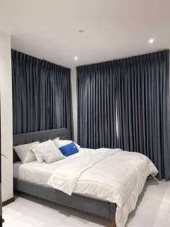 Modern 2BR with Pool, Gym, Wi-Fi, 10 Min to Airport - Accra - 7