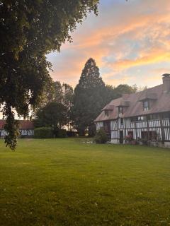 Manoir normand du XVIIIe, 300 m2, parc de 1,5 ha, calme absolu - 9