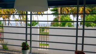 Ocean View Family Retreat Free Parking - 9