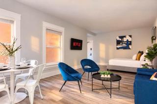 Urban Gaslamp Living w 100 Walk Score Sleeps 5 - 6