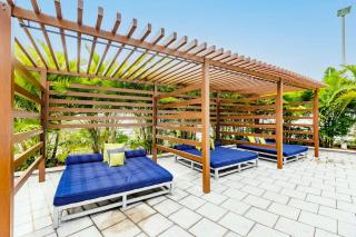 Palm Place Heart of Miami with Parking Pool and Gym - 4