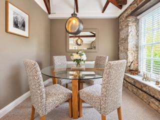 Boatsman's Cottage- sleeps 4- Garage- Mousehole - 8