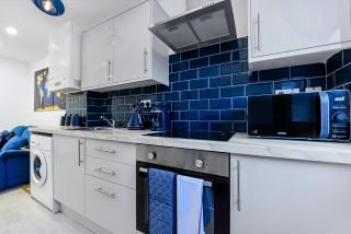 Comfortable and Stylish 1 BR flat - Sleeps 2 - 4