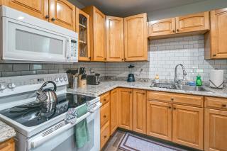 Large Kitchen & Bathroom - Close to Hospital - 2