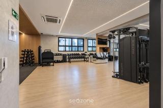 Studio em Cond. c/ Piscina e Vista Cid. AZR1406 - 6