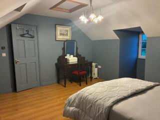 Byrnes country rooms - 1