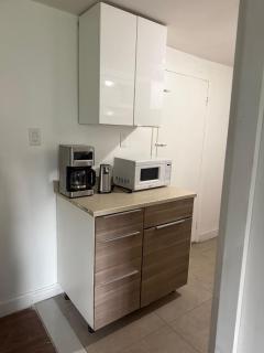 2 Bedroom Apartment Ahuntsic - 2