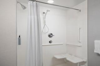 Courtyard by Marriott Hot Springs - 6