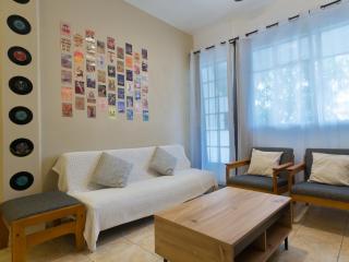 Comfy 1BR Retreat Near the Beach in Grand Baie - 3