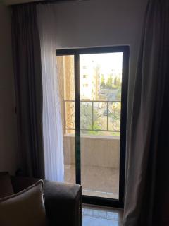 LuXury 1 Bedroom Apartment ! - 7
