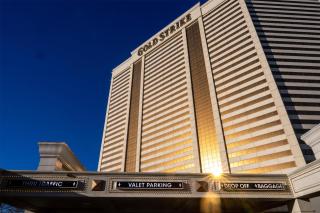 Gold Strike Casino Resort - 8