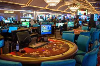 Gold Strike Casino Resort - 3
