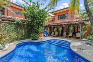 Luxury Mediterranean Villa steps from the beach - 9