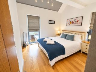 Peels Yard Central Henley Townhouse - 5