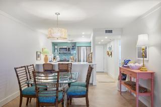 Gorgeous Oceanfront Residence in Exclusive Sanibel Surfside - 1
