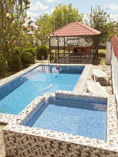 Kebele Green Mountain Heated Pool Villa - 8