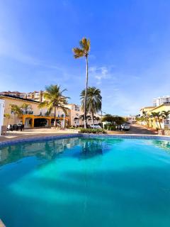 Luxury Townhouse with Pool & BBQ - 4