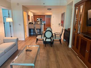 Signature at MGM Grand - One Bedroom Suite with Strip View and Balcony - 9