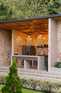 Tivoli House - 6