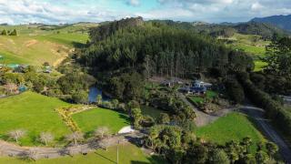 Mill Creek Cottage - Coroglen - 7