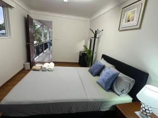 The KentiGate - much more than a room - 0