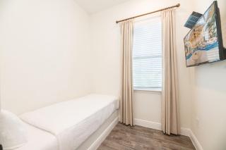 Sky Blue Cottage Near Disney With Margaritaville Resort & Island H2O Access - 8012Ff - 4