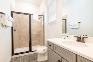 Sky Blue Cottage Near Disney With Margaritaville Resort & Island H2O Access - 8012Ff - 1