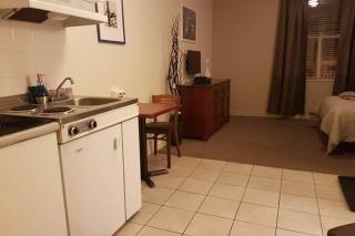 Cozy Little Studio #16 by Amazing Property Rentals - Gatineau - 0